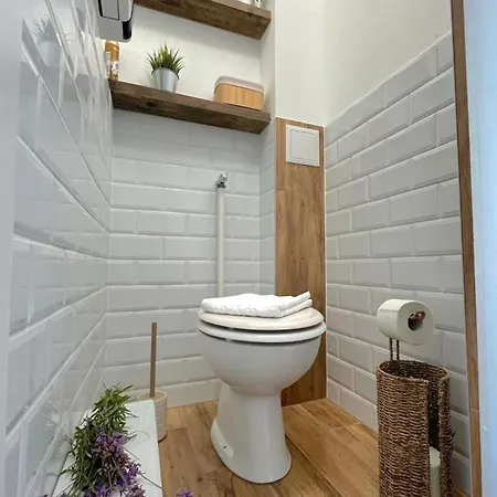 Lilla-villa Apartment Sukoro